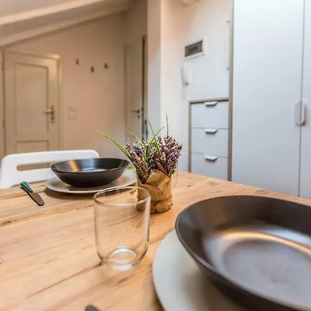 Apartment Pretty Oberdan - The Place *